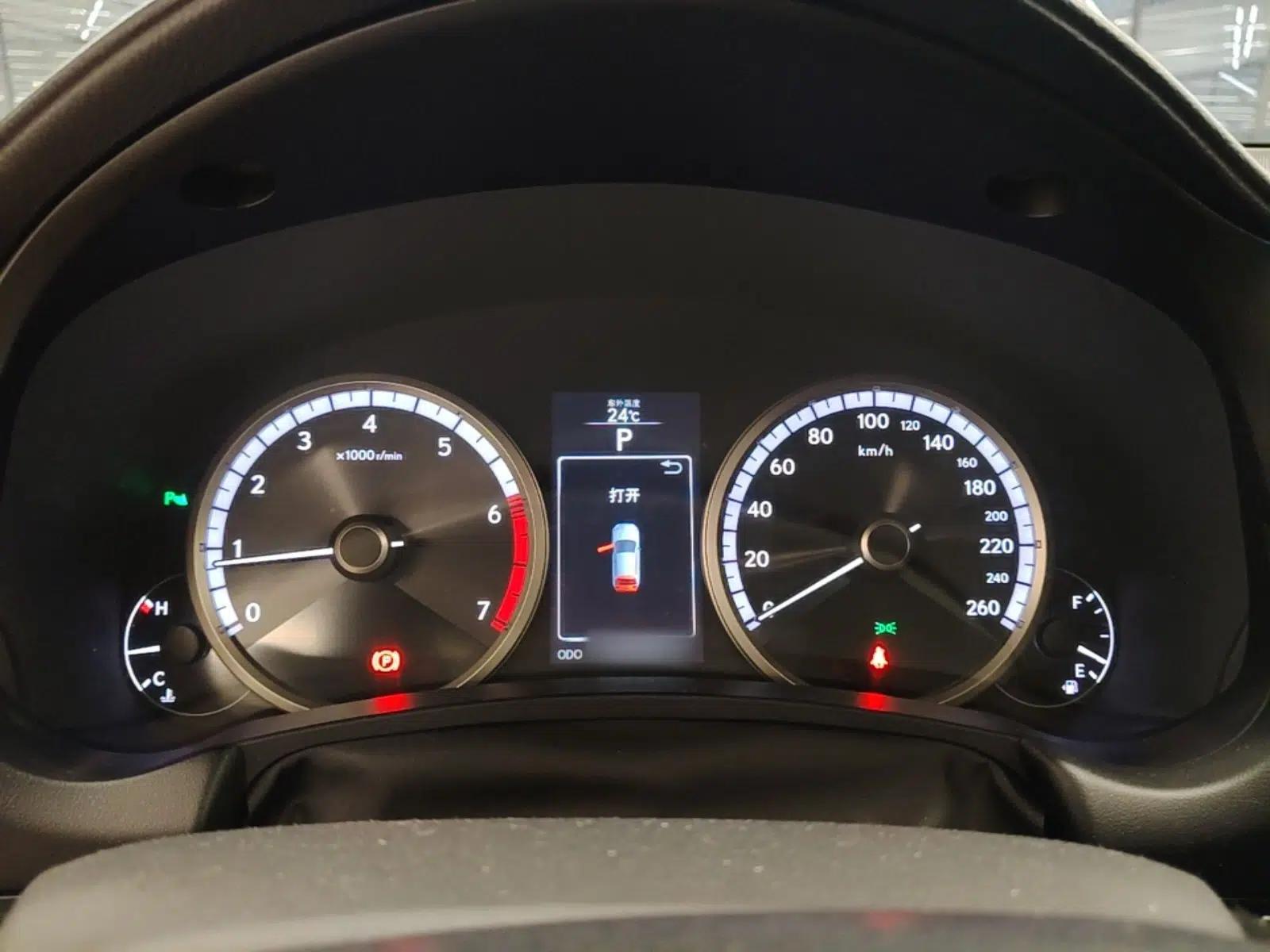 Lexus NX 2015 200t All-Wheel-Drive F SPORT — миниатюра 10