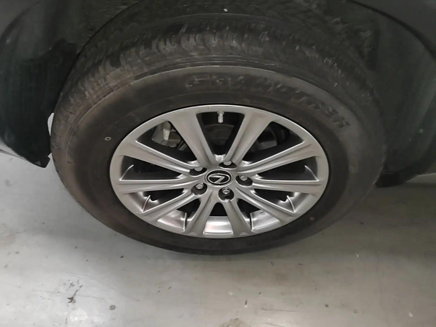 Lexus NX 2017 200 Front-Wheel-Drive X-Trail SE Edition — миниатюра 11