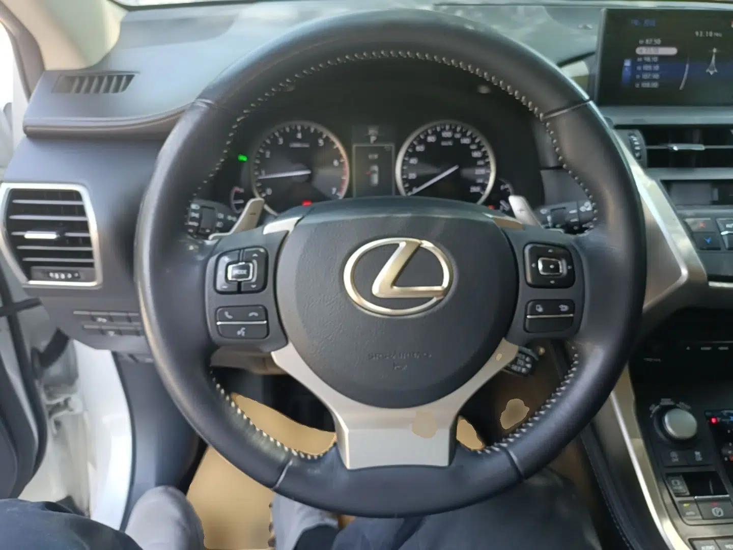 Lexus NX 2015 200T All-Wheel-Drive Fēngshàng Edition — миниатюра 13