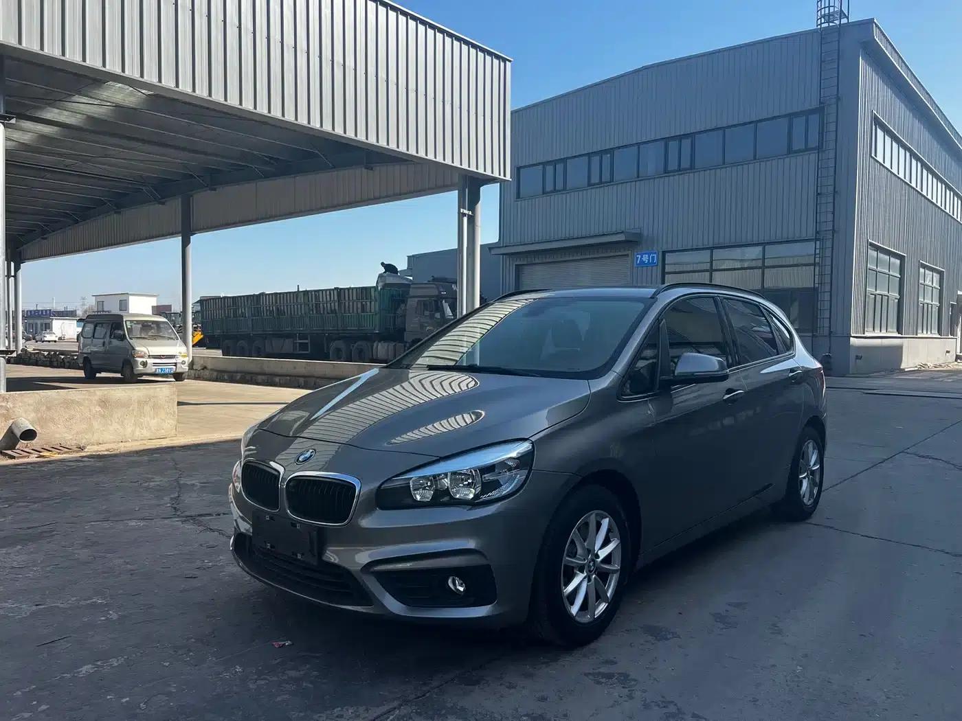 2016 BMW 2 Series Gran Tourer 218i Fashion Edition — миниатюра 1