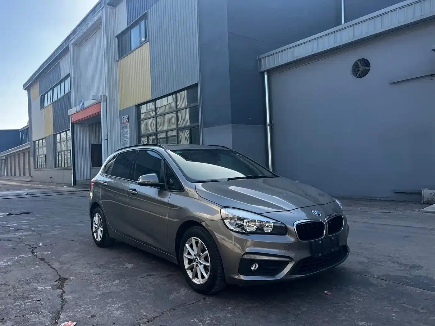 2016 BMW 2 Series Gran Tourer 218i Fashion Edition — миниатюра 3