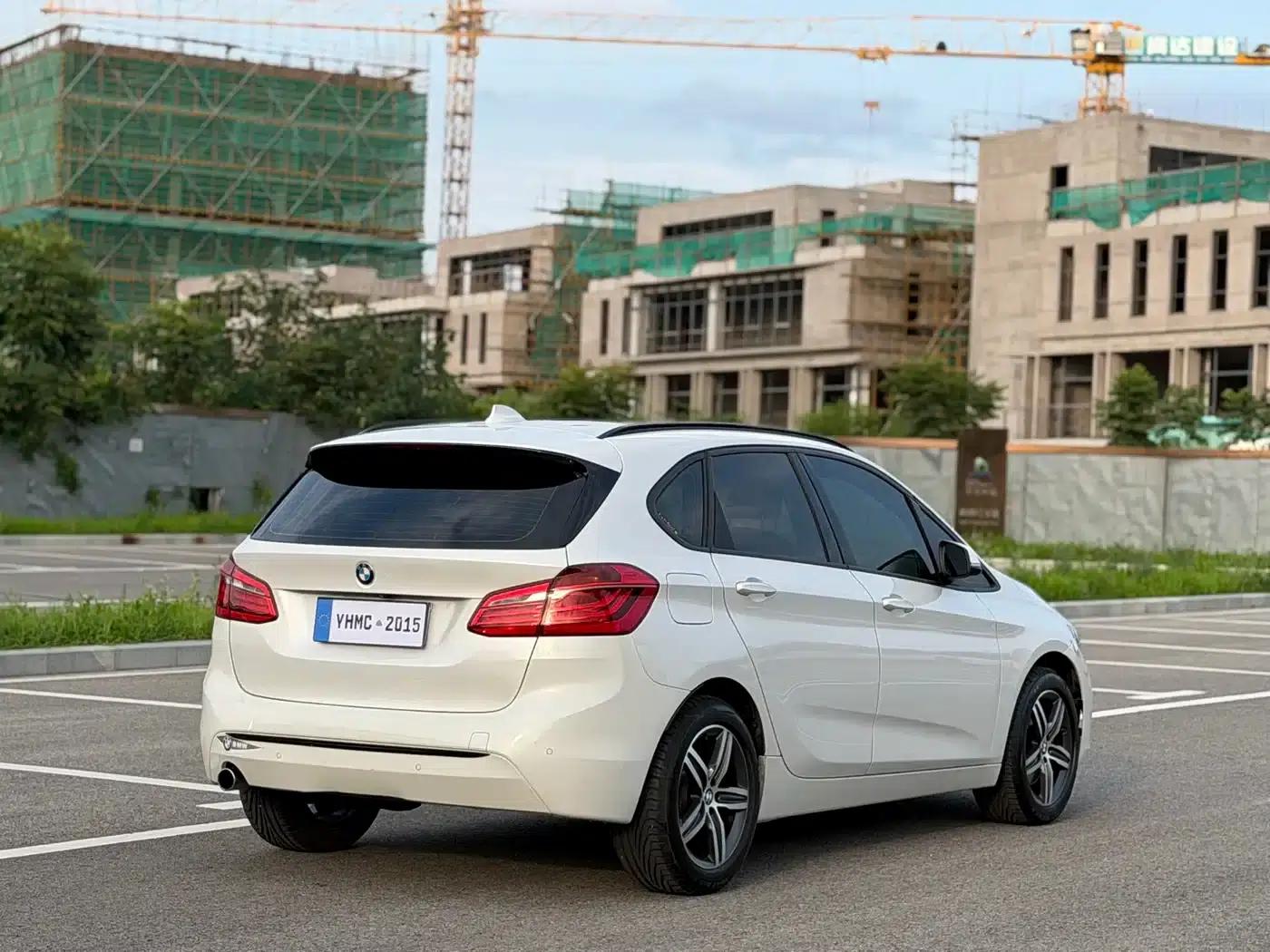 2016 BMW 2 Series Gran Tourer 218i Sport Design Package — миниатюра 20