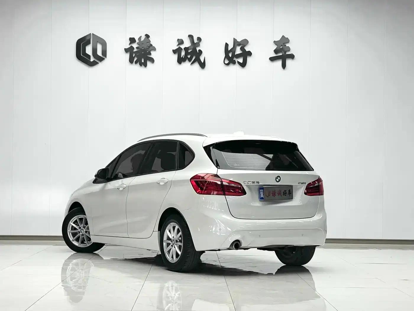 2016 BMW 2 Series Gran Tourer 218i Leading Edition — миниатюра 7