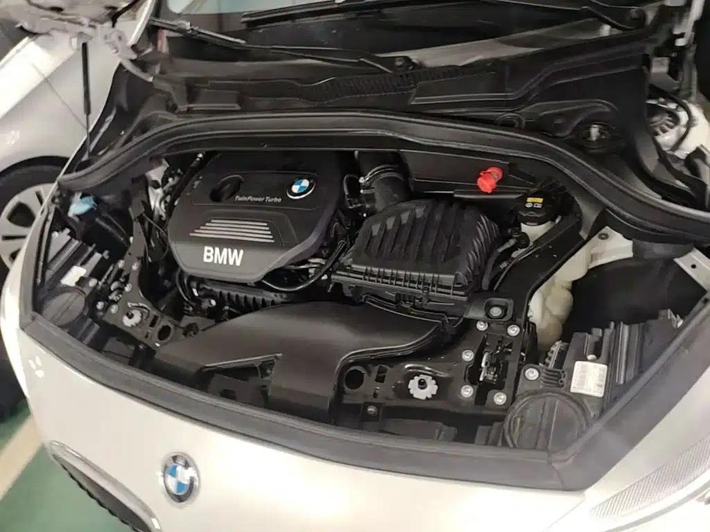 2016 BMW 2 Series Gran Tourer 218i Sport Design Package — миниатюра 20