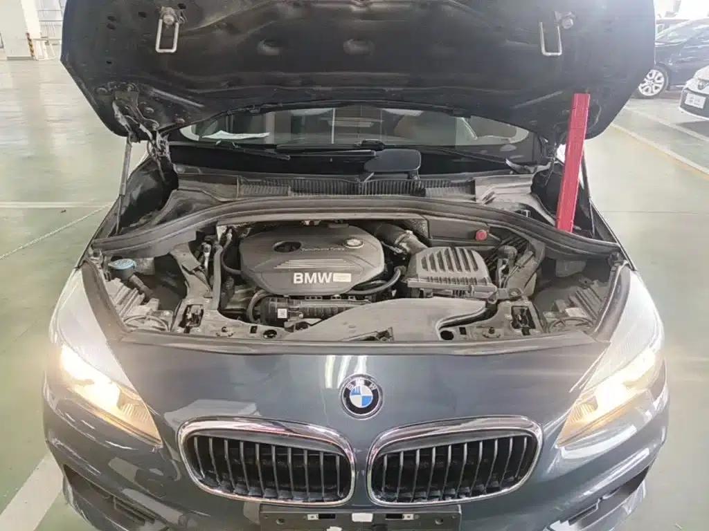 2015 BMW 2 Series Gran Tourer 218i Leading Edition (Imported) — миниатюра 20