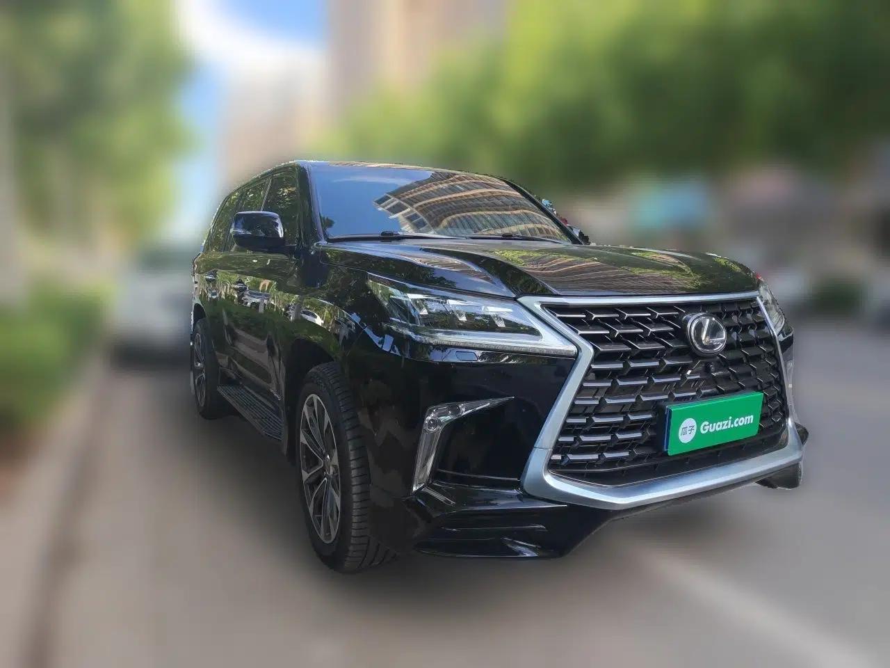 Lexus LX 2019 570 Dynamic Luxury Edition — миниатюра 3