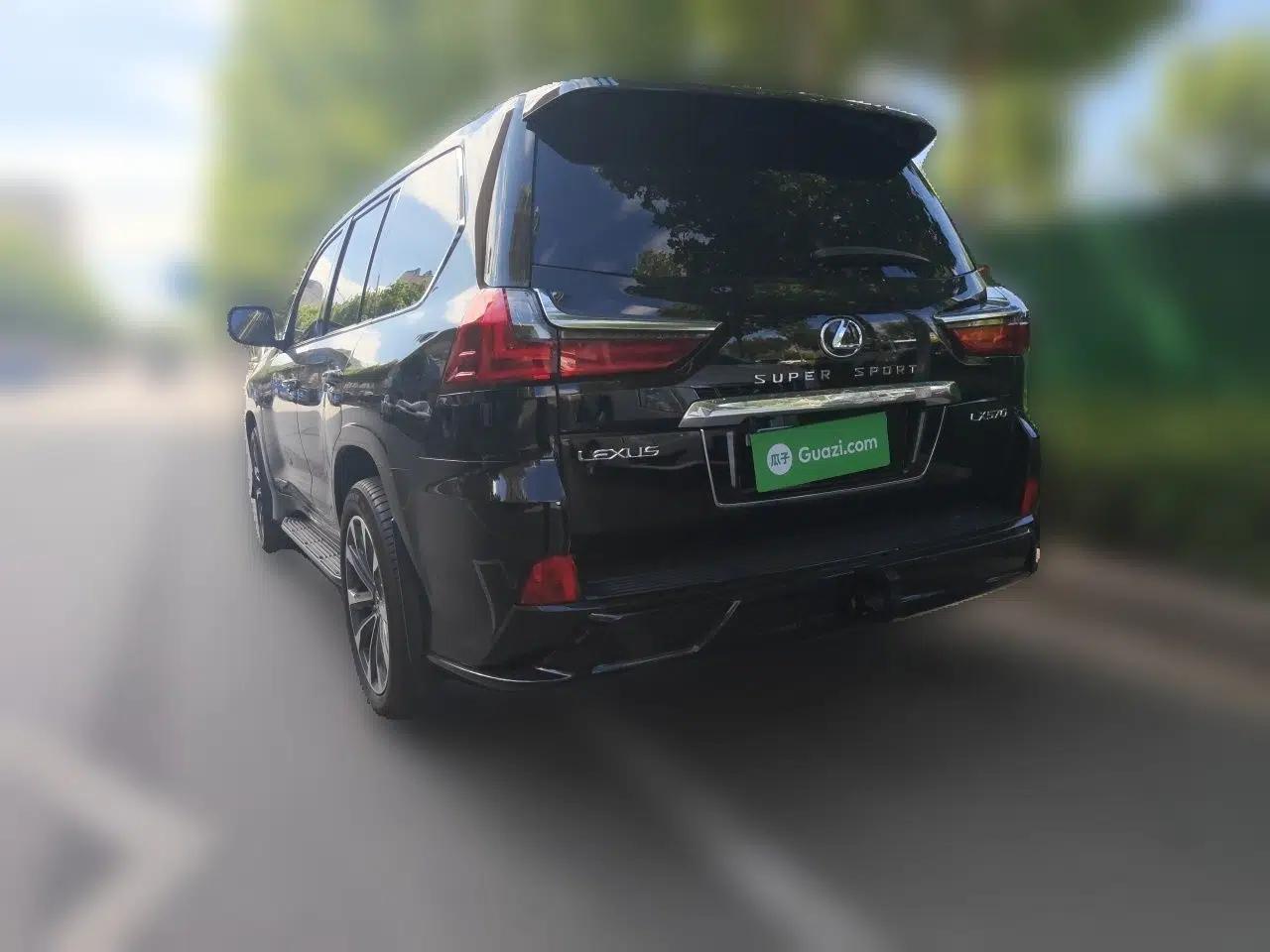 Lexus LX 2019 570 Dynamic Luxury Edition — миниатюра 4