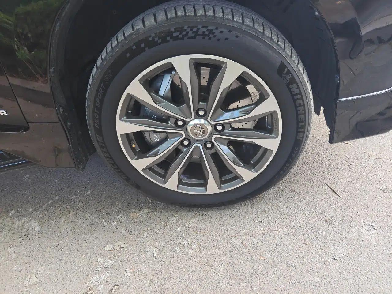 Lexus LX 2019 570 Dynamic Luxury Edition — миниатюра 8