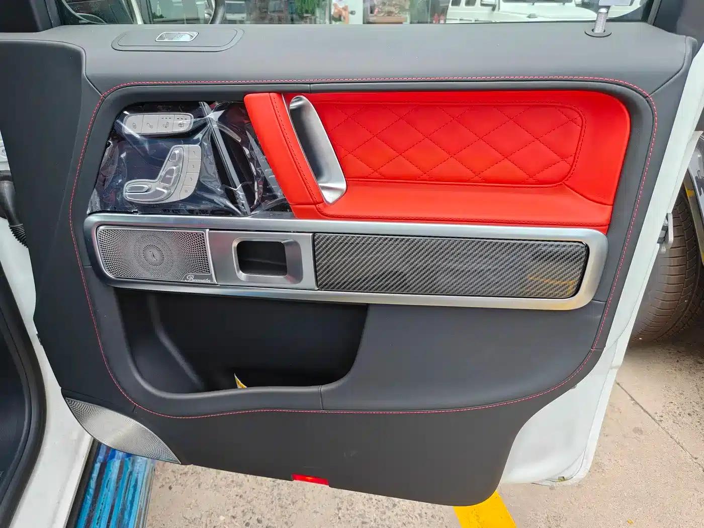 2026 Mercedes-Benz G-Class AMG 63 — миниатюра 7