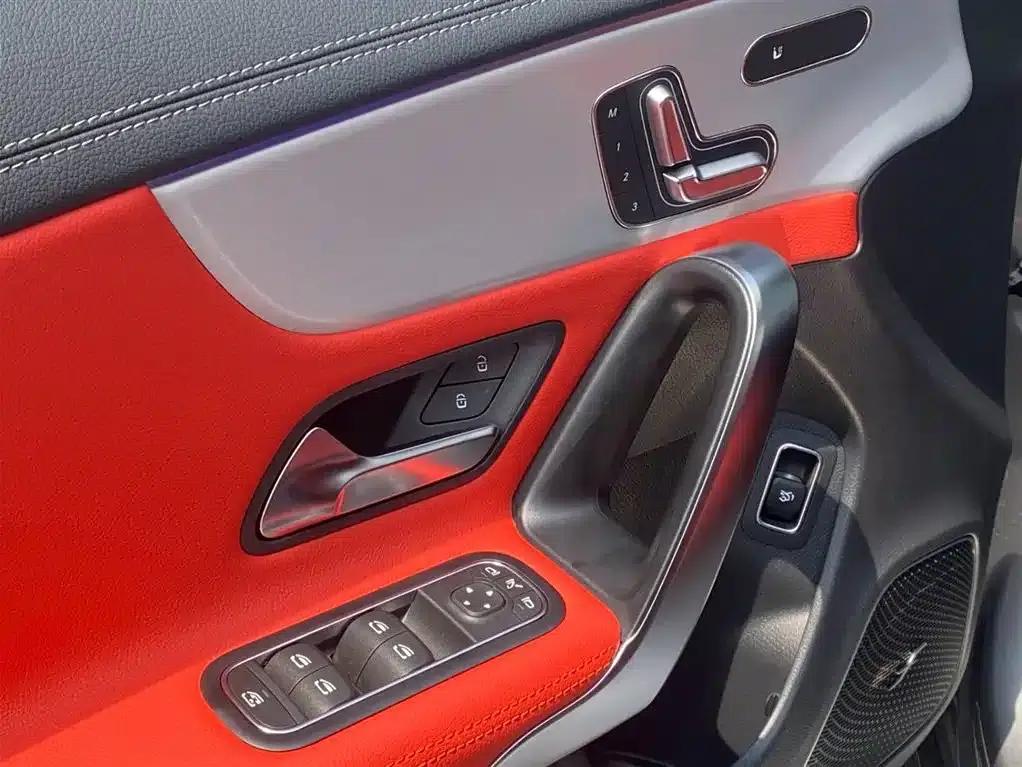 2023 Mercedes-Benz A-Class AMG A 35 L 4MATIC — миниатюра 14