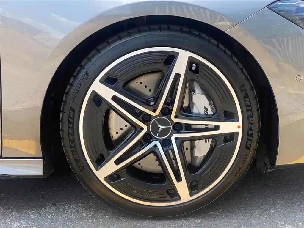 2023 Mercedes-Benz A-Class AMG A 35 L 4MATIC — миниатюра 7