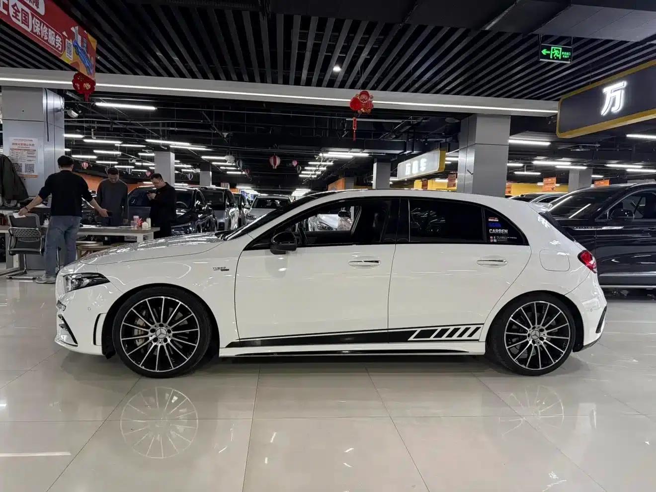 2020 Mercedes-Benz A-Class AMG A 35 L 4MATIC — миниатюра 3
