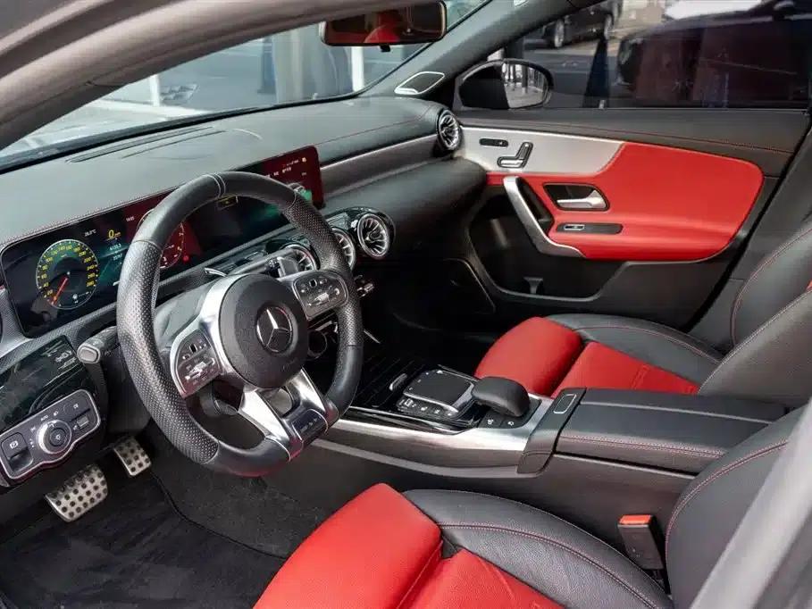 2022 Mercedes-Benz A-Class AMG A 35 L 4MATIC — миниатюра 15