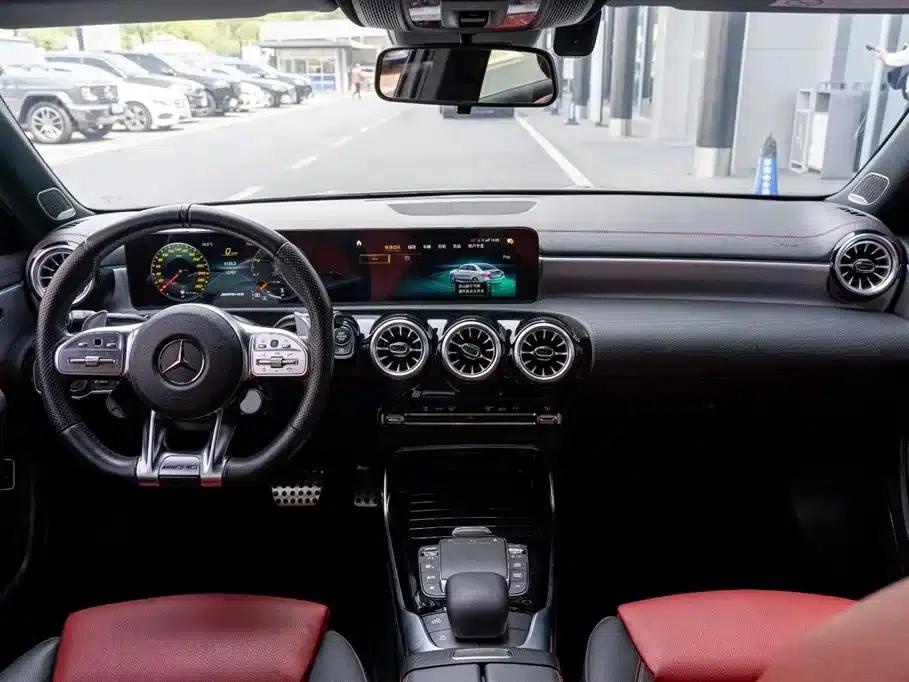 2022 Mercedes-Benz A-Class AMG A 35 L 4MATIC — миниатюра 18