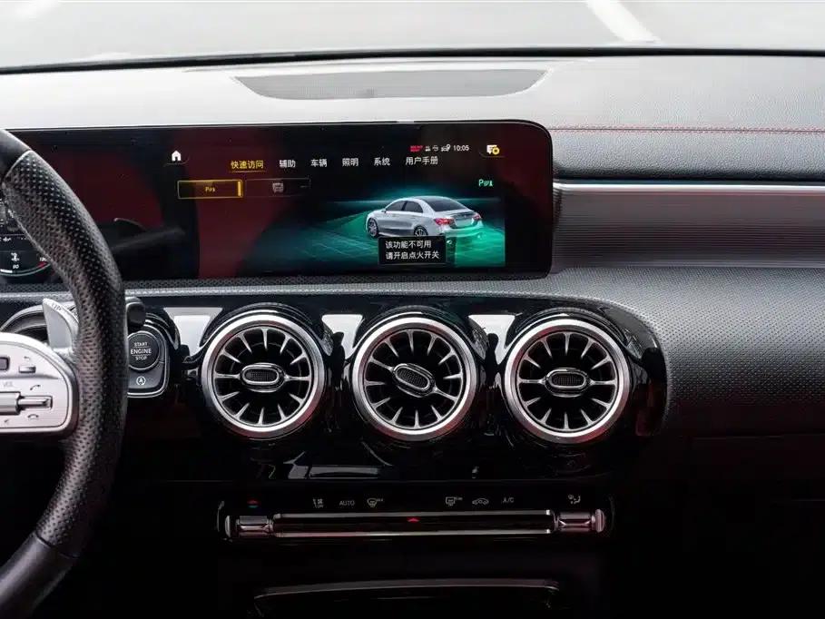 2022 Mercedes-Benz A-Class AMG A 35 L 4MATIC — миниатюра 19