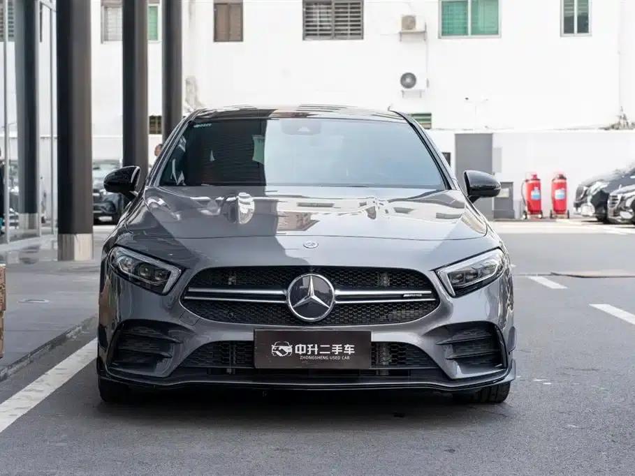 2022 Mercedes-Benz A-Class AMG A 35 L 4MATIC — миниатюра 3