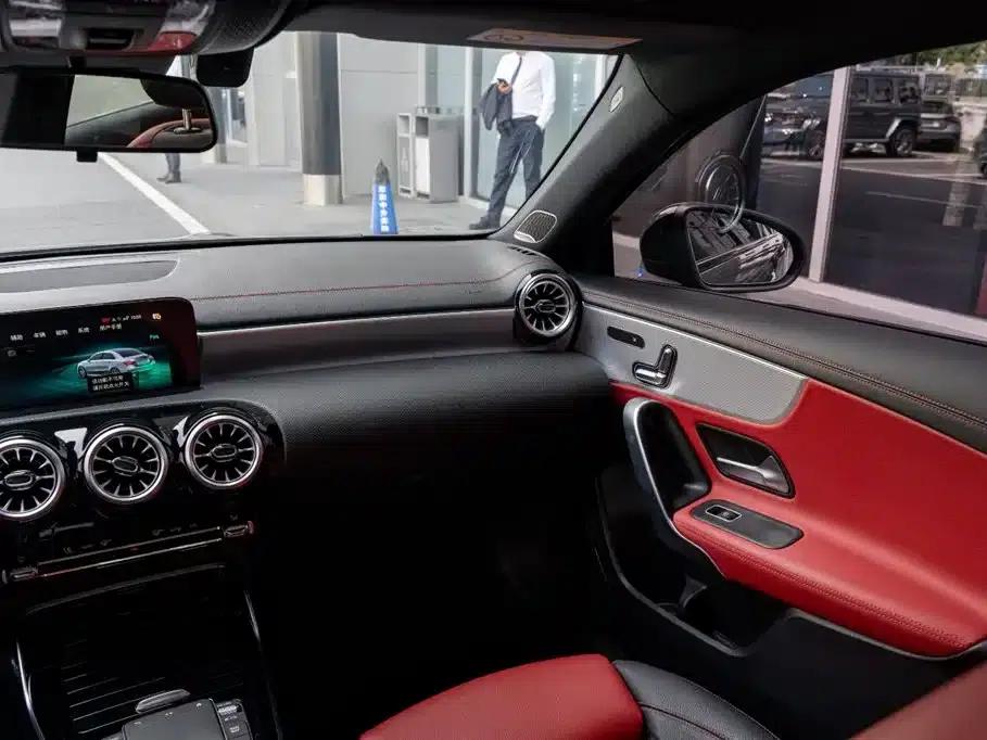 2022 Mercedes-Benz A-Class AMG A 35 L 4MATIC — миниатюра 21