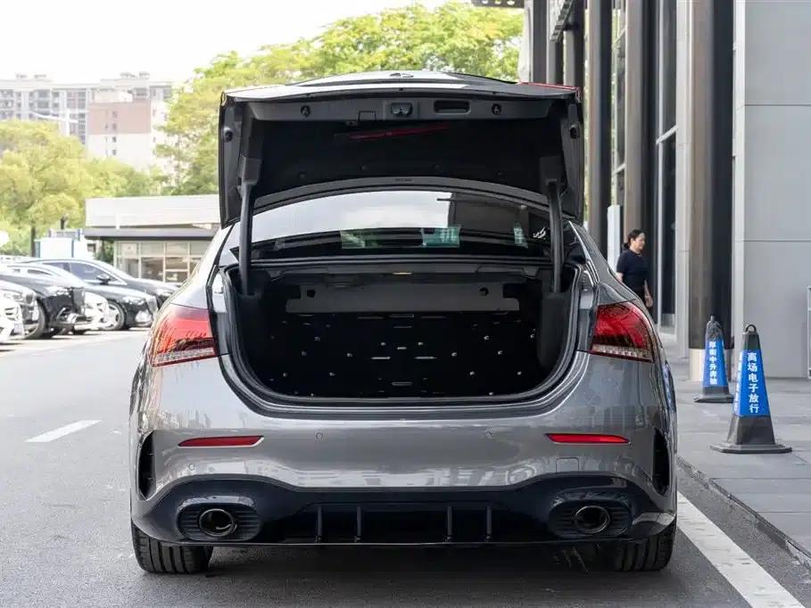 2022 Mercedes-Benz A-Class AMG A 35 L 4MATIC — миниатюра 8
