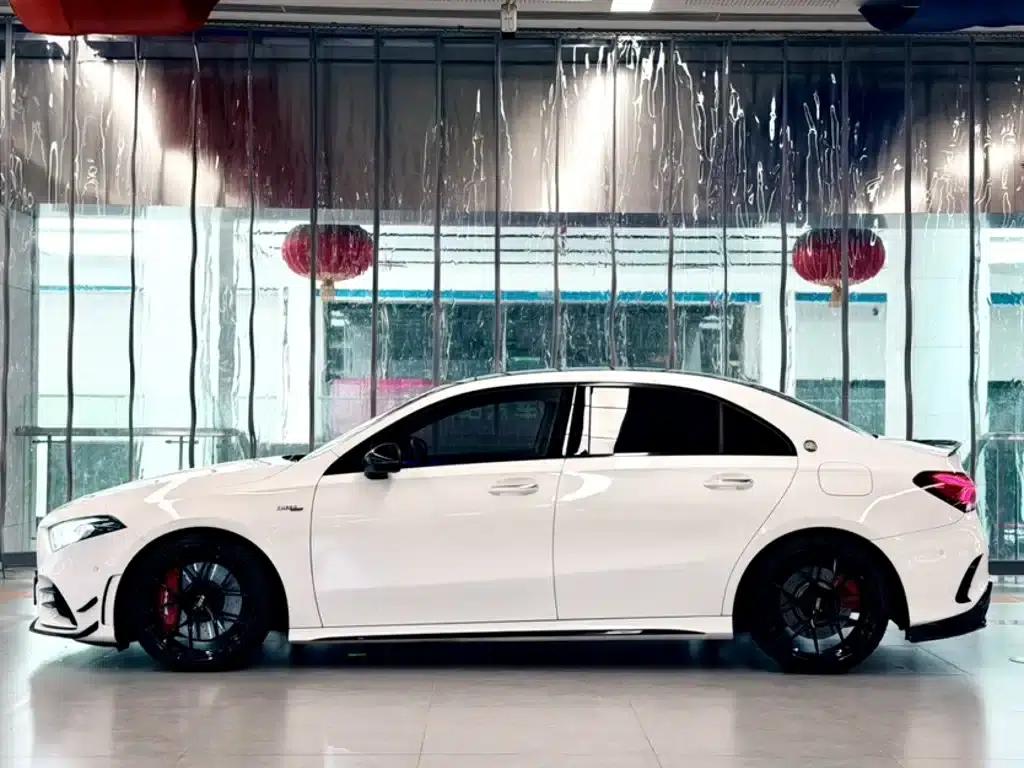 2022 Mercedes-Benz A-Class AMG A 35 L 4MATIC — миниатюра 6