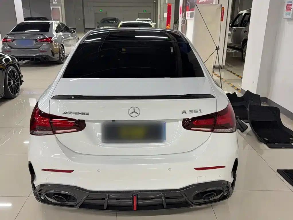 2022 Mercedes-Benz A-Class AMG A 35 L 4MATIC — миниатюра 9