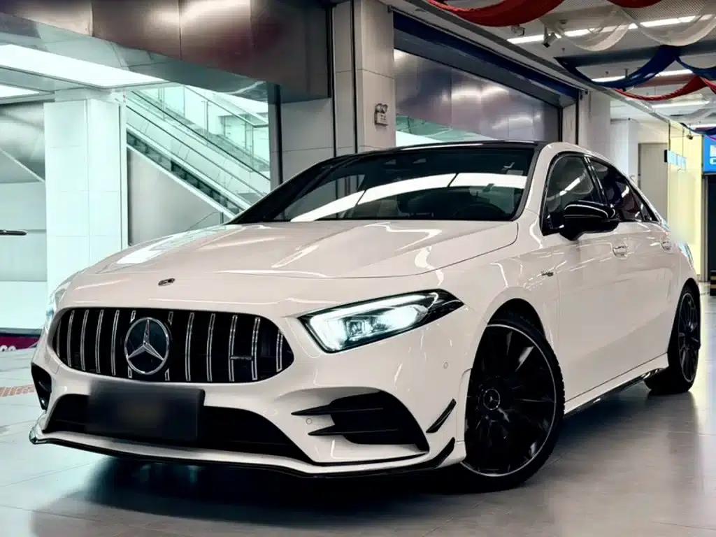 2022 Mercedes-Benz A-Class AMG A 35 L 4MATIC — миниатюра 1