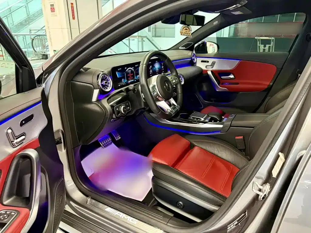 2019 Mercedes-Benz A-Class AMG A 35 L 4MATIC — миниатюра 13