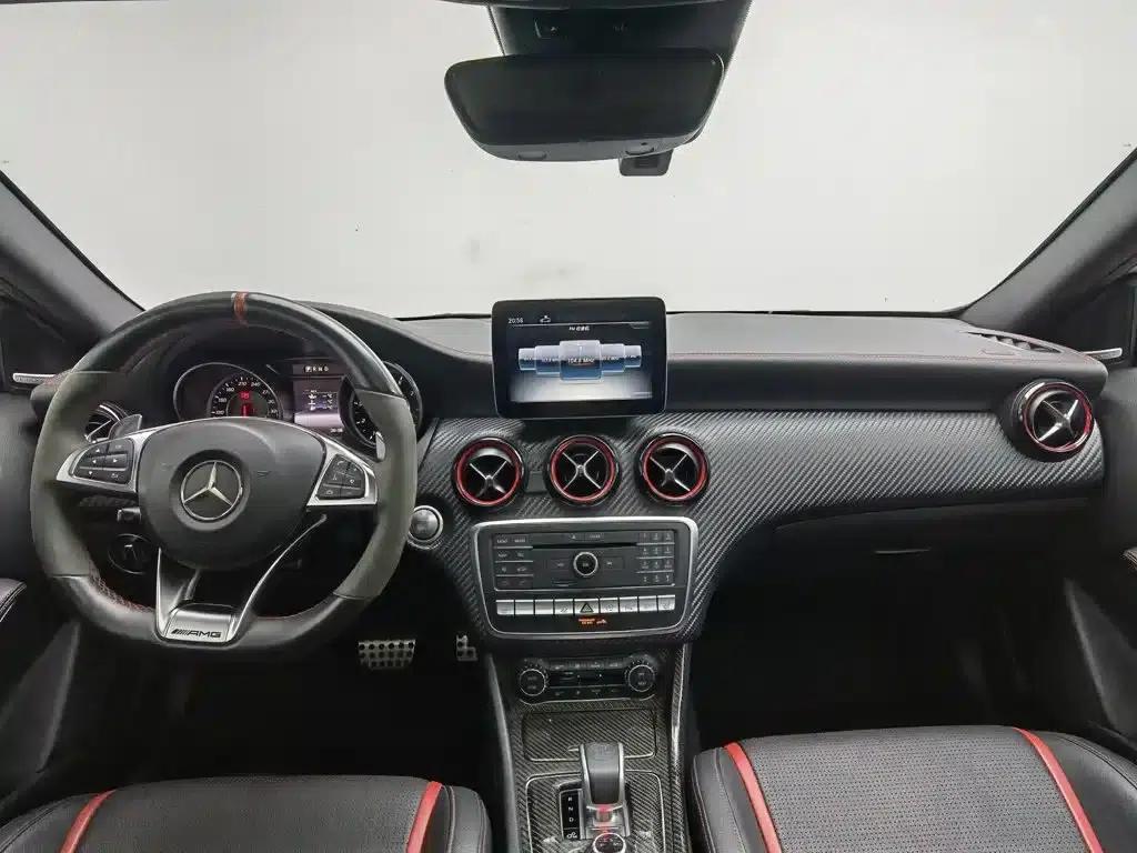 Imported 2017 Mercedes-Benz A-Class AMG A 45 4MATIC — миниатюра 5