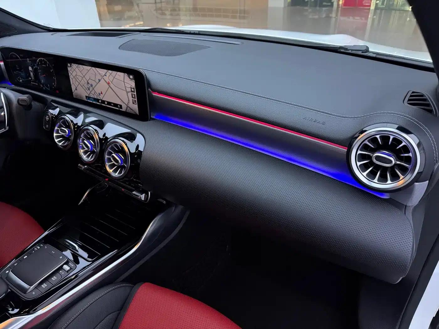 2020 Mercedes-Benz A-Class AMG (Imported) AMG A 45 4MATIC+ — миниатюра 12