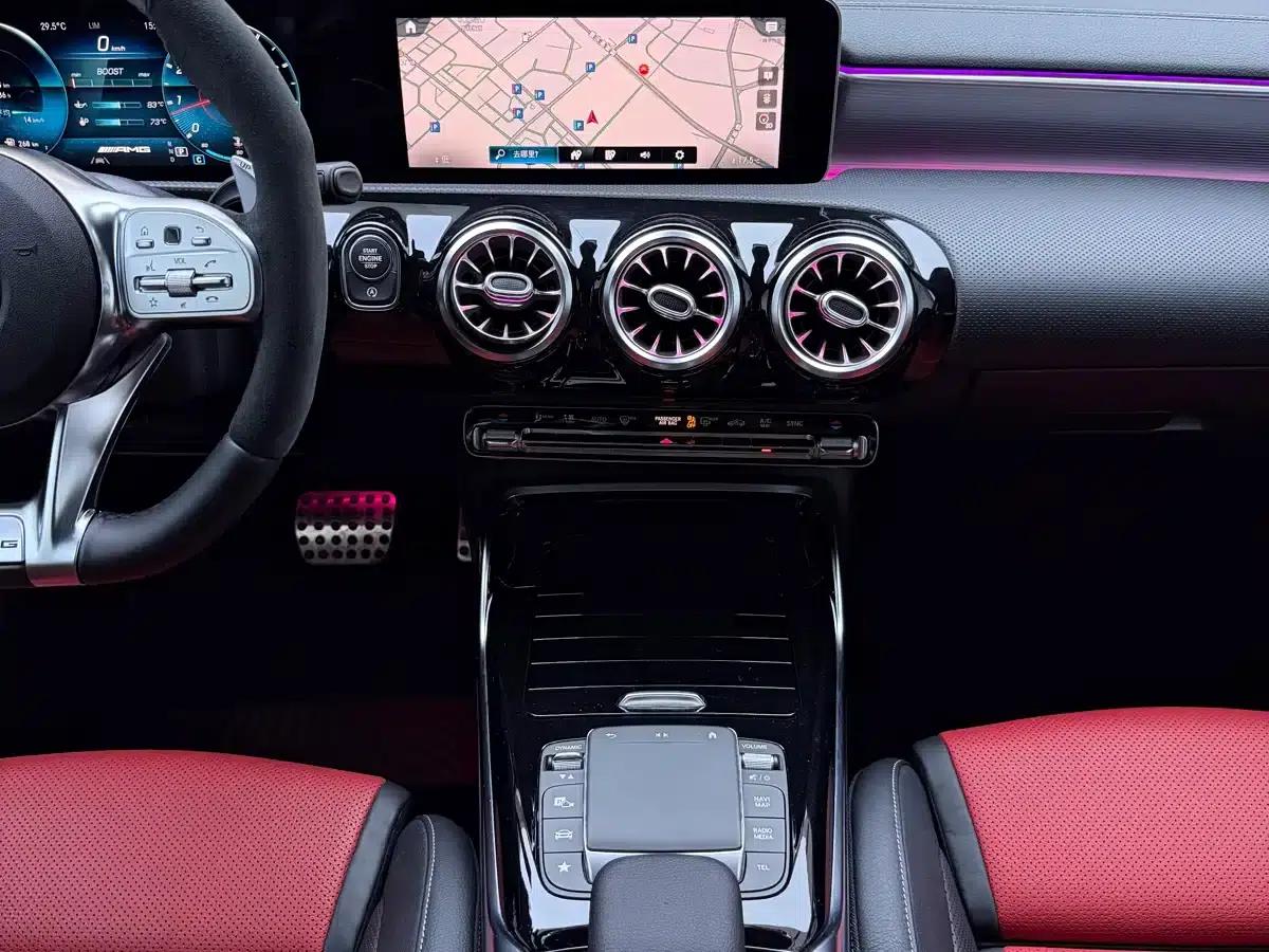 2020 Mercedes-Benz A-Class AMG (Imported) AMG A 45 4MATIC+ — миниатюра 10