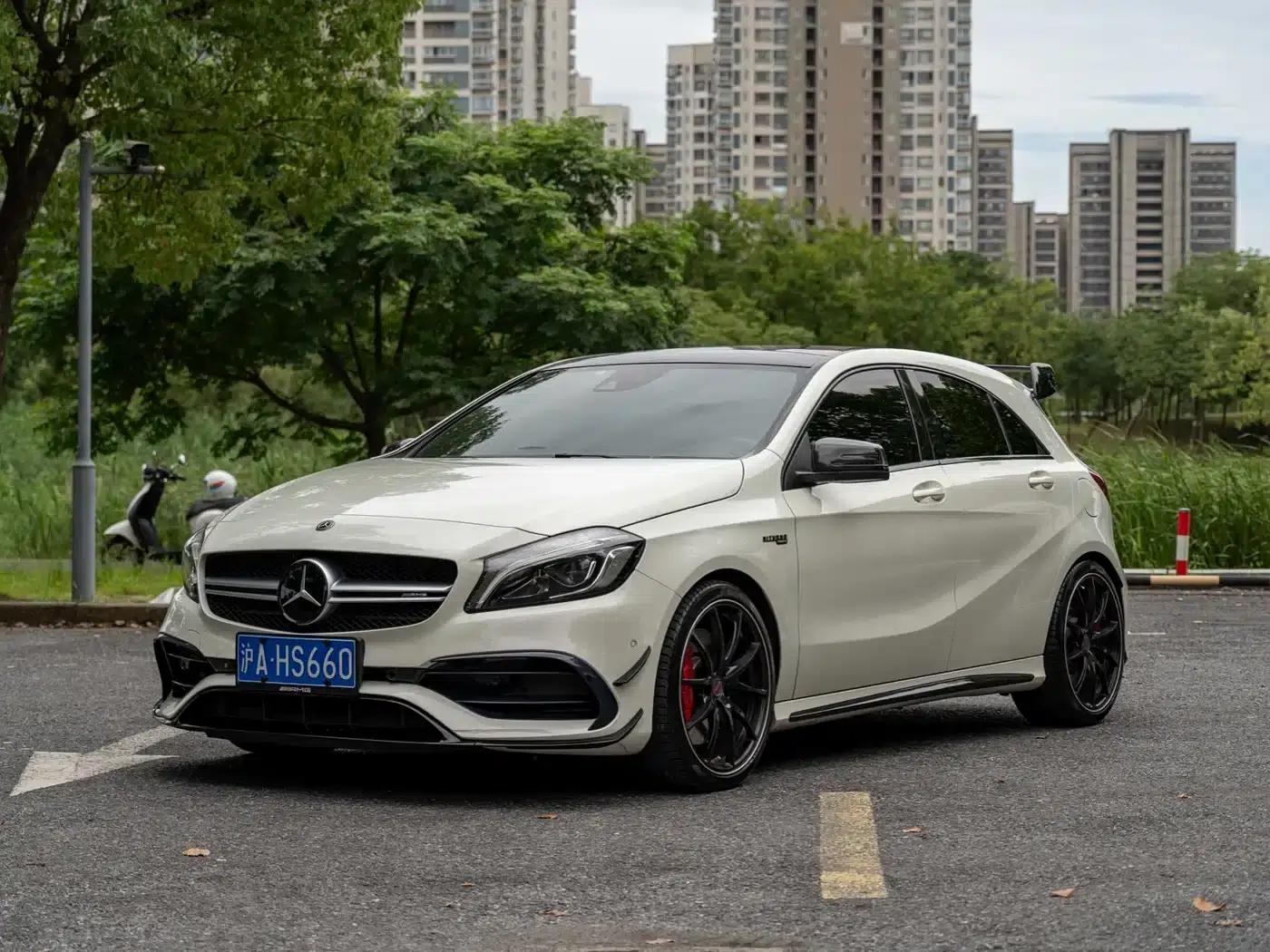 Imported 2016 Mercedes-Benz A-Class AMG A 45 4MATIC — миниатюра 1