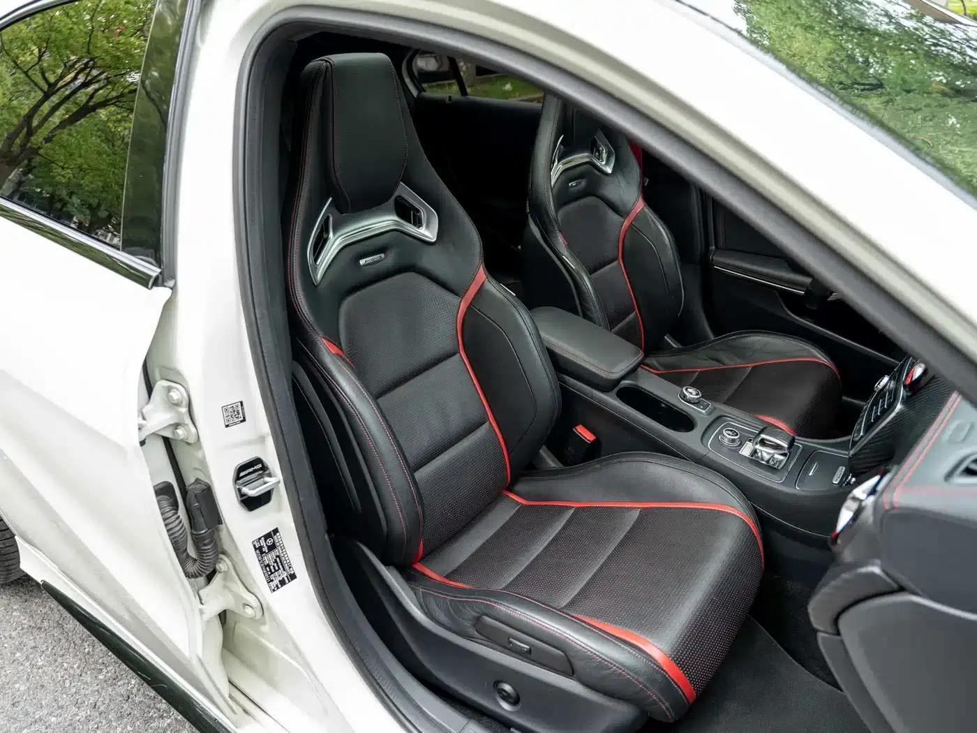 Imported 2016 Mercedes-Benz A-Class AMG A 45 4MATIC — миниатюра 15