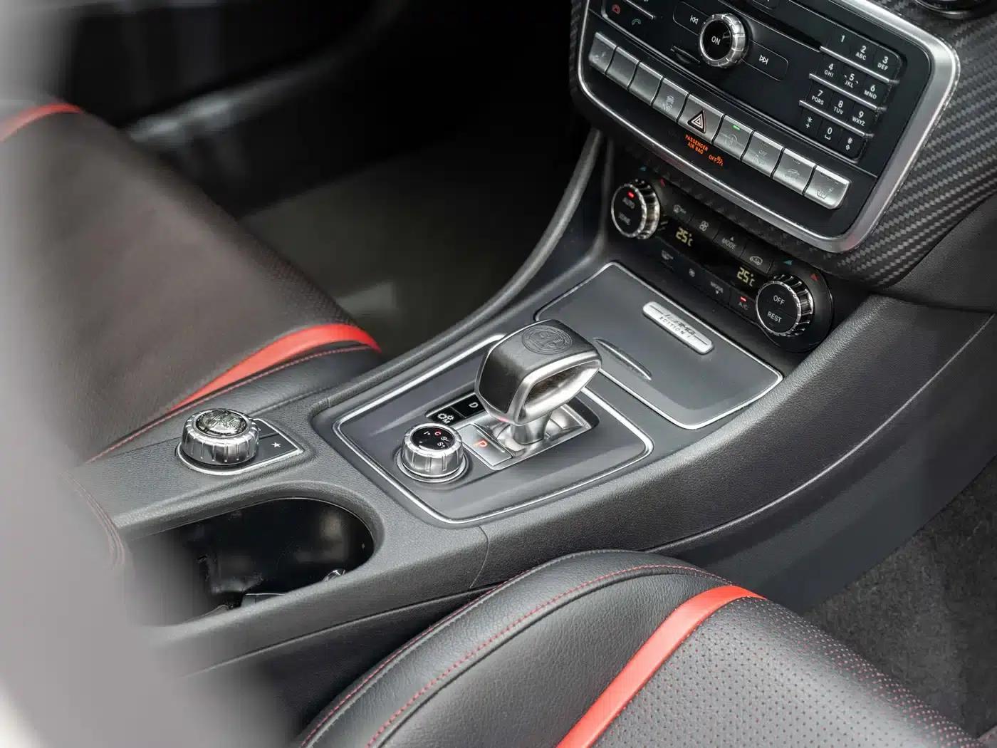 Imported 2016 Mercedes-Benz A-Class AMG A 45 4MATIC — миниатюра 22