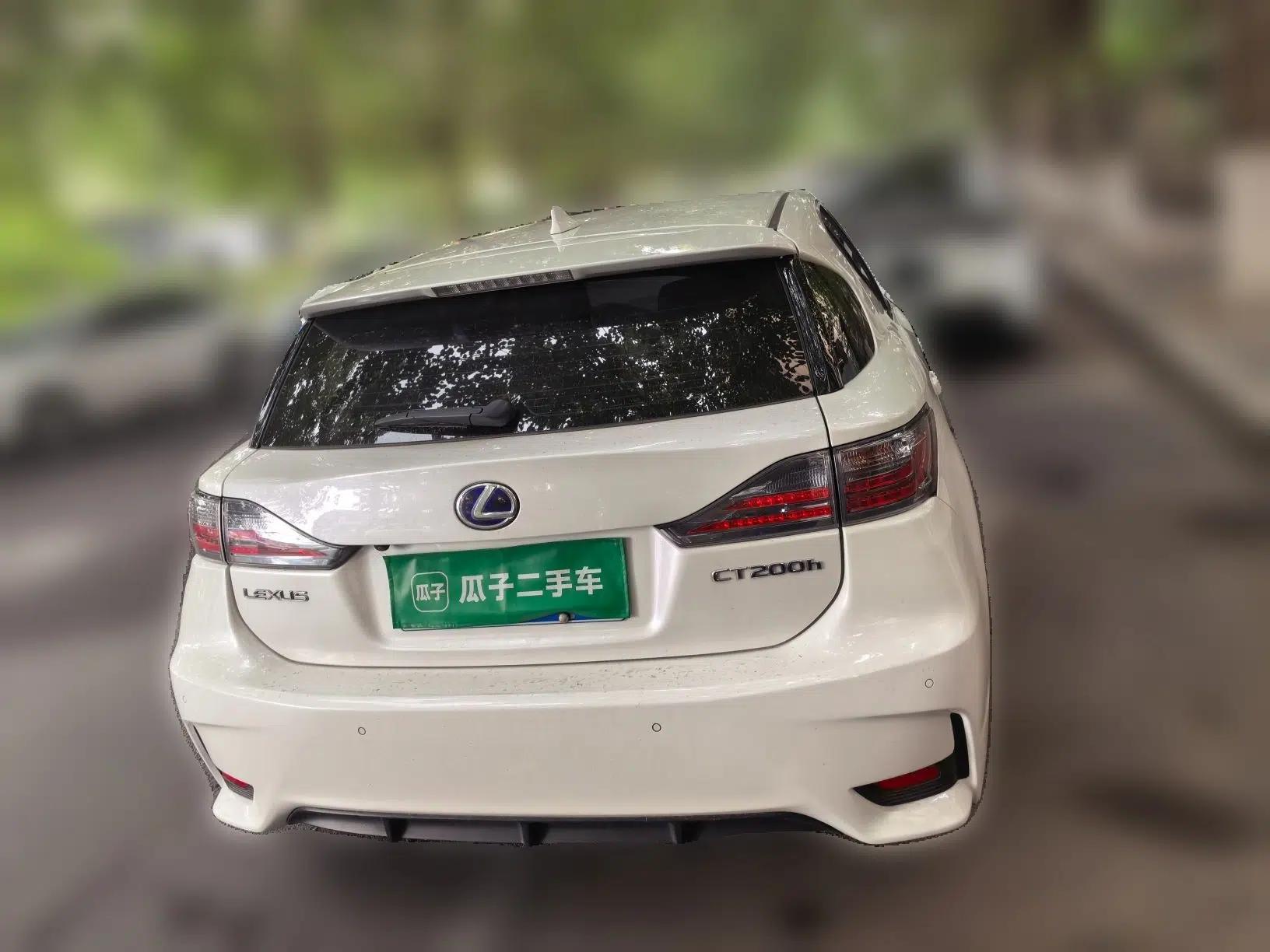 Lexus CT 2014 CT200h Comfort Edition Monochrome — миниатюра 5