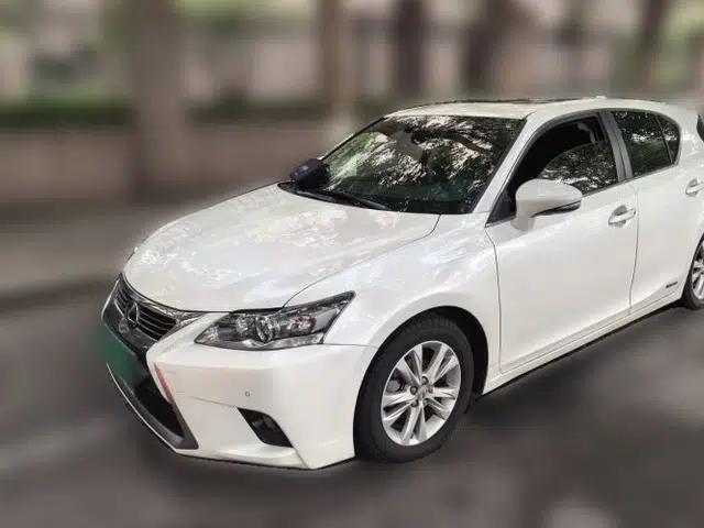 Lexus CT 2014 CT200h Comfort Edition Monochrome
