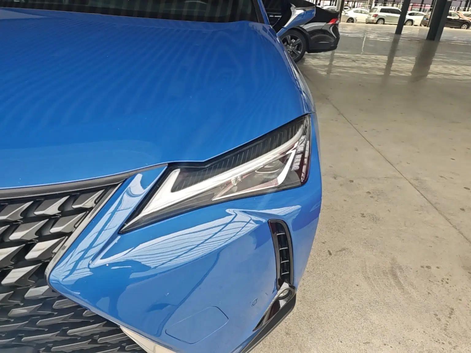 Lexus UX 2020 260h Explore & Adventure Edition — миниатюра 8