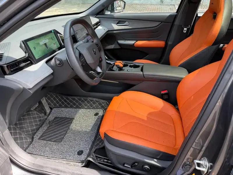 Changan UNI-V 2025 Model, Third Generation, 2.0T Sport Edition — миниатюра 10