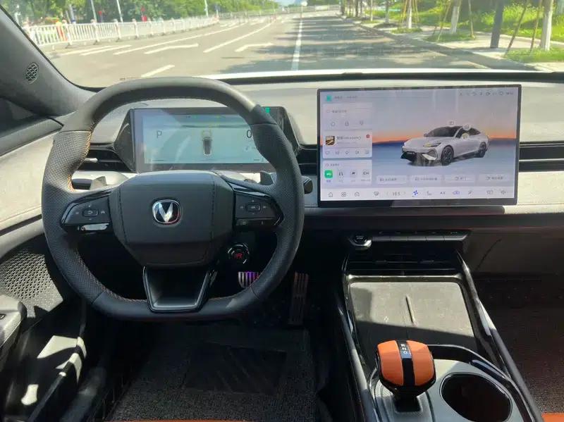Changan UNI-V 2025 Model, Third Generation, 2.0T Sport Edition — миниатюра 8