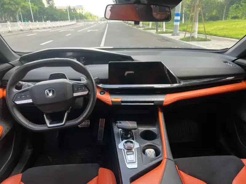 Changan UNI-V 2023 1.5T Sport Edition — миниатюра 8