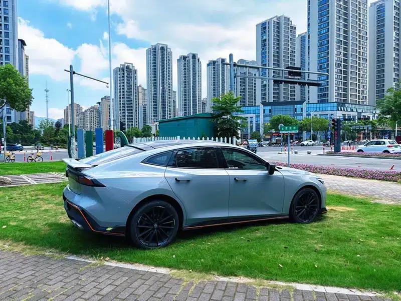 Changan UNI-V 2023 1.5T Sport Edition — миниатюра 6