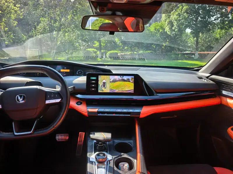 Changan UNI-V 2023 1.5T Sport Edition — миниатюра 13