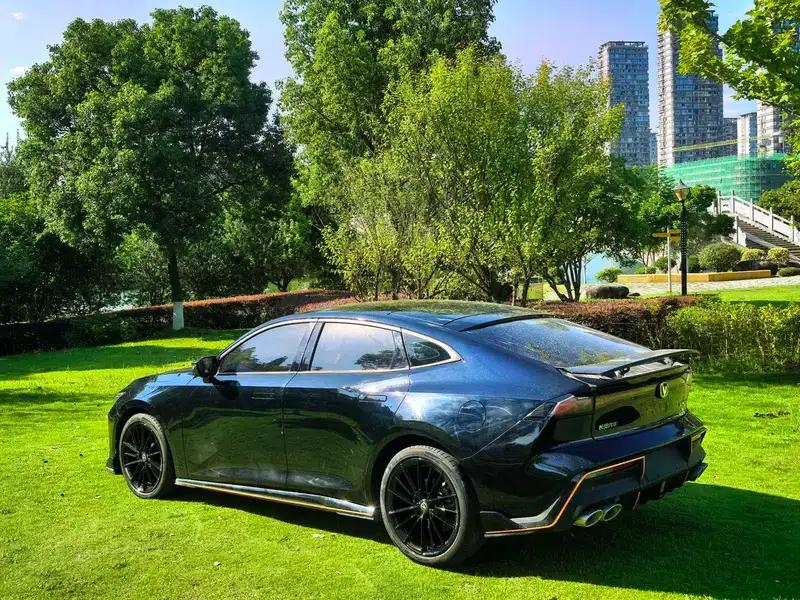 Changan UNI-V 2023 1.5T Sport Edition — миниатюра 4