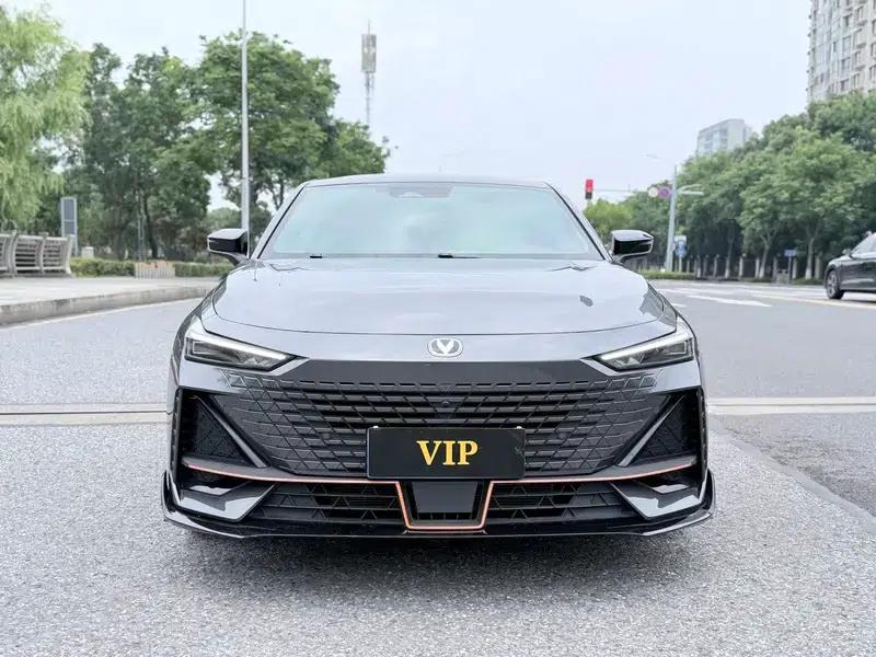 Changan UNI-V 2023 1.5T Premium Edition — миниатюра 2