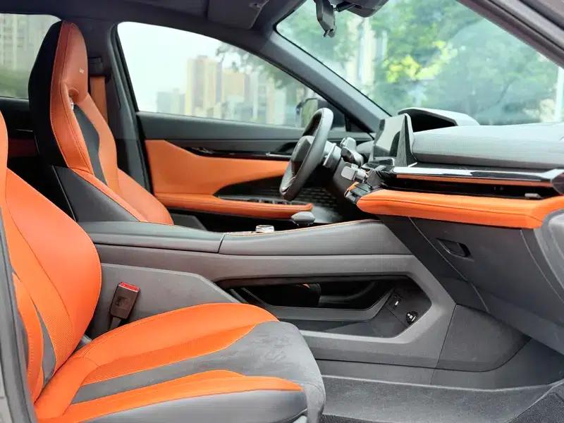 Changan UNI-V 2023 1.5T Premium Edition — миниатюра 13