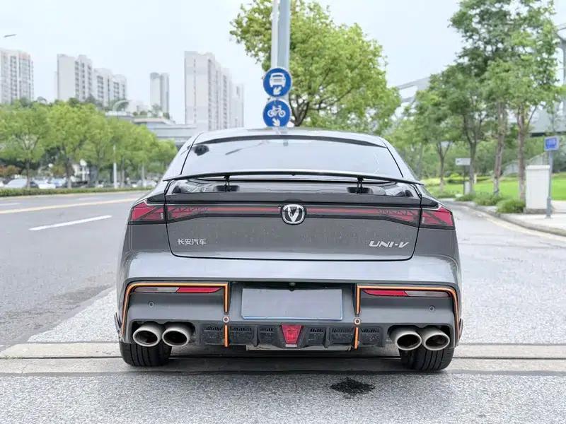 Changan UNI-V 2023 1.5T Premium Edition — миниатюра 4