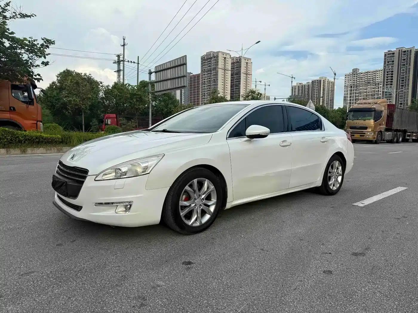 Peugeot 508 2013 2.0L 2nd Anniversary Automatic Smart Edition — миниатюра 1