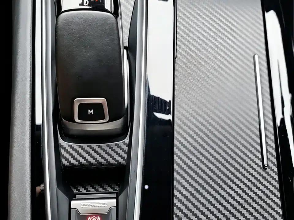 Peugeot 508 2022 Model 508L 400THP PureTech Driving Control Edition — миниатюра 21