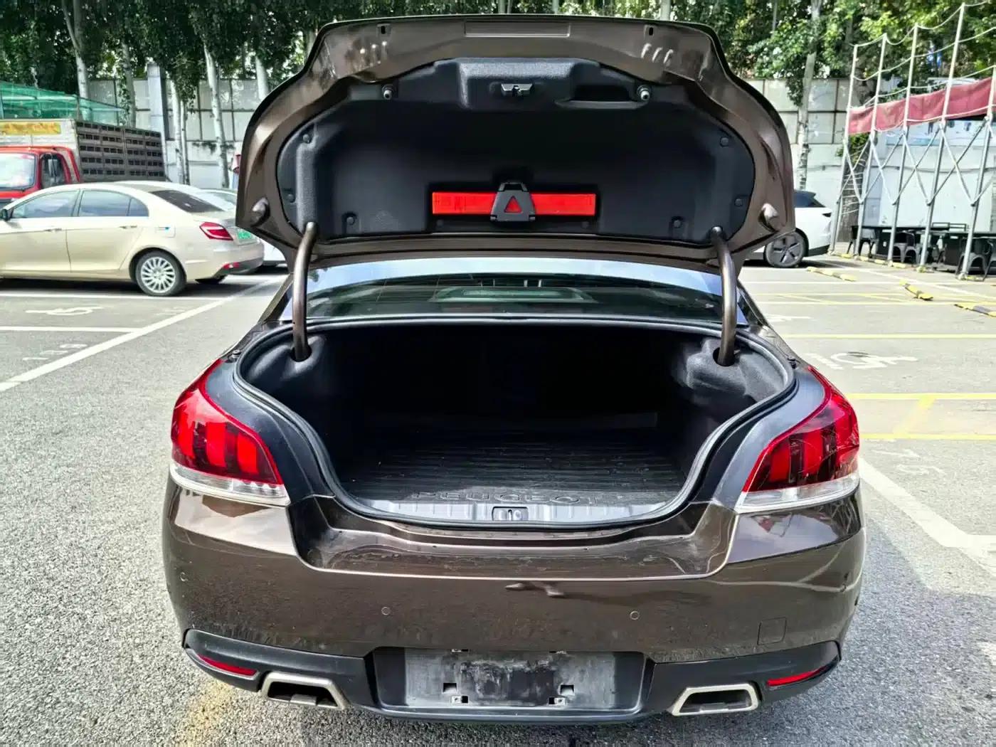 Peugeot 508 2015 1.8THP Automatic Premium Edition — миниатюра 16