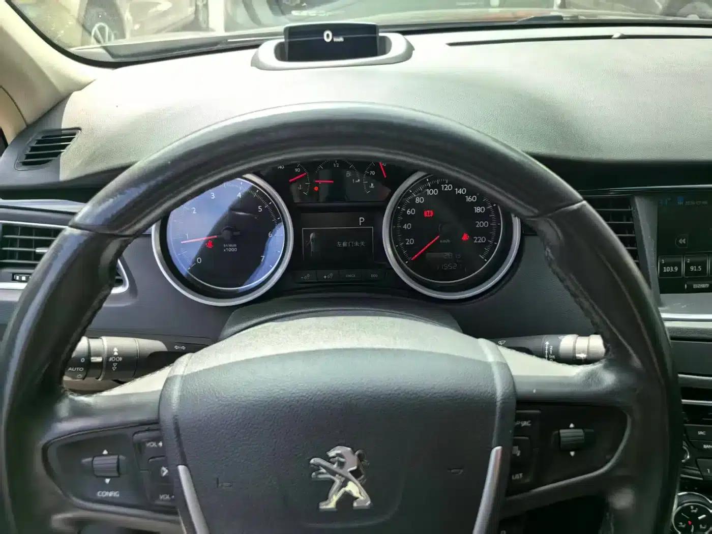 Peugeot 508 2015 1.8THP Automatic Premium Edition — миниатюра 19