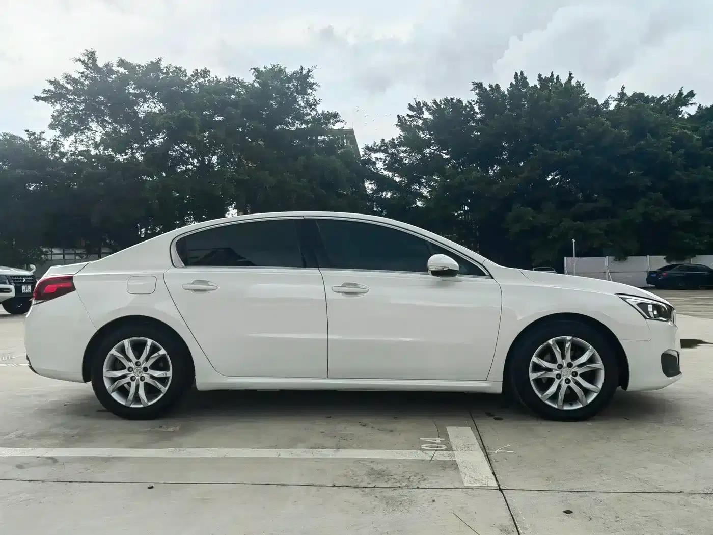 Peugeot 508 2015 1.6THP Automatic Premium Edition — миниатюра 12