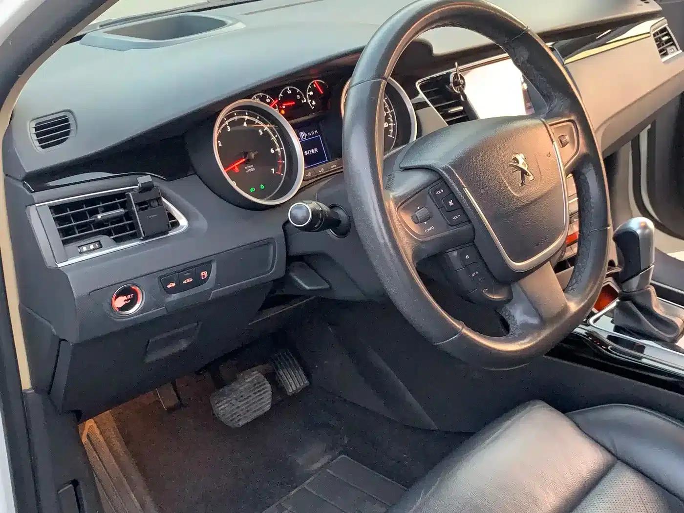 Peugeot 508 2013 2.3L Roland Garros Edition — миниатюра 14